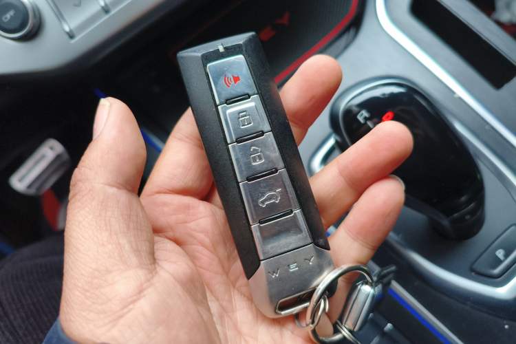 Used Wey VV7 2019 Upgraded Model 2.0T Flagship Version China VI