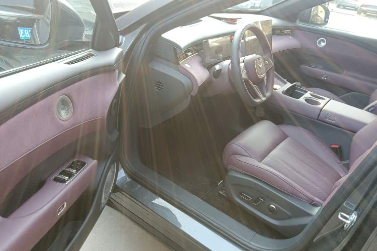 Used VOYAH FREE 2025 Model FREE+ Rear-Drive Qiankun Edition Driver Seat