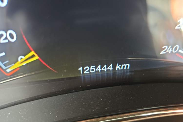 Used Jeep Grand Cherokee 2015 3.6L Flagship Prestige Edition
