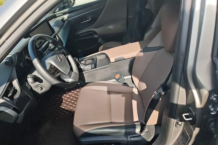 Used Lexus ES 2022 300h Excellence Edition