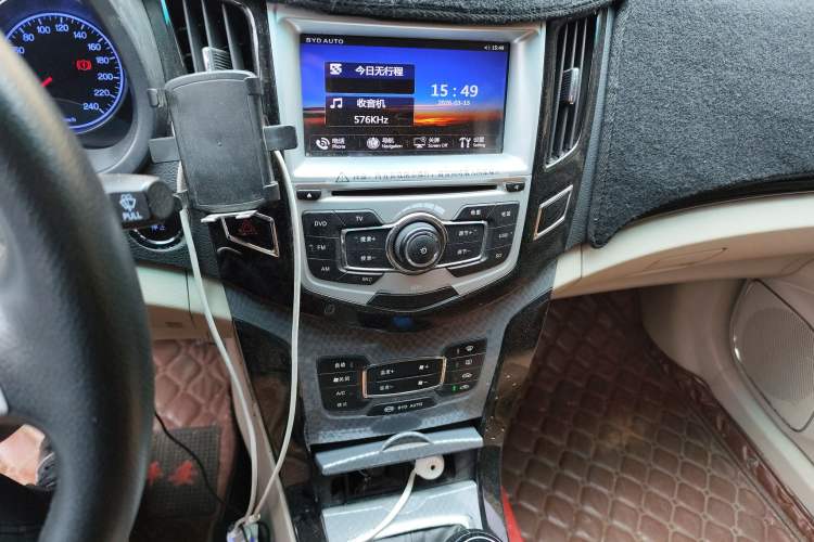 Used BYD Surui 2012 1.5TI Manual Luxury Version
