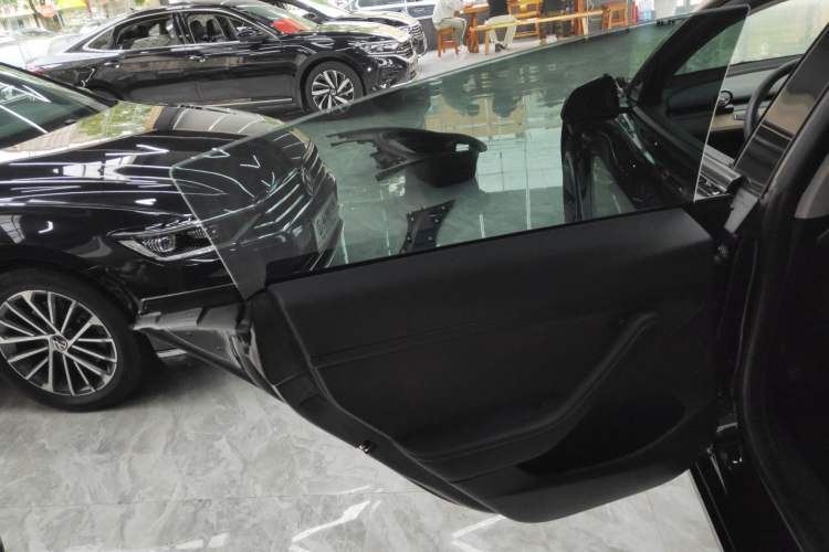 Used Tesla Model 3 2022 Rear-Wheel-Drive Version
