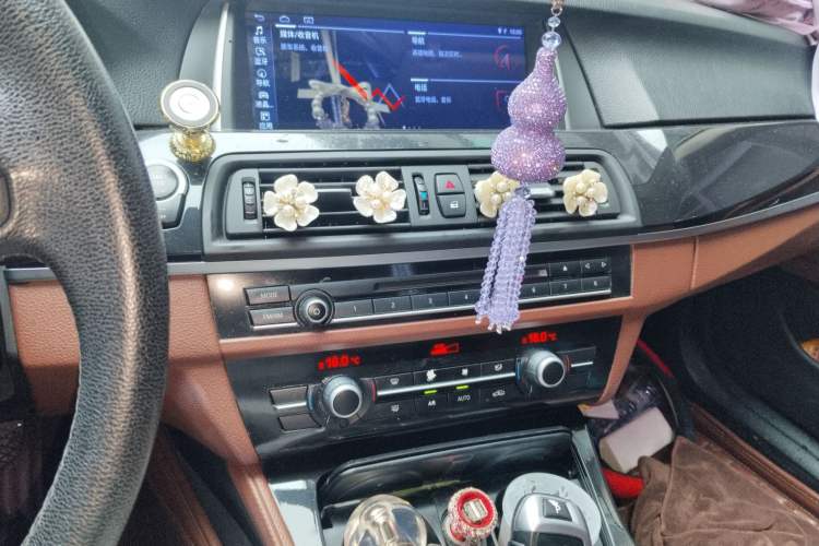 Used BMW 5 Series 2013 520Li Elegant Edition
