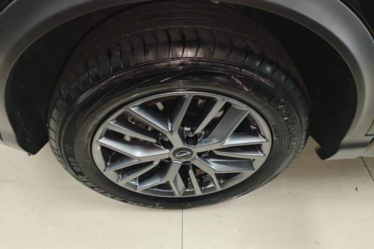 Used Nissan Qashqai 2025 Honor 2.0L CVT XV Genuine Edition Left Front Wheel Hub