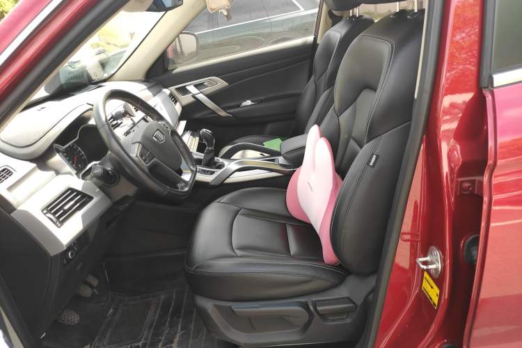 Used Geely Auto Emgrand X7 Sport 2016 2.0L Manual ZhiShang Version