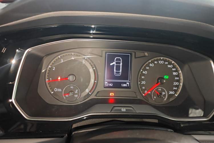 Used Volkswagen Sagitar 2019 200TSI DSG Comfort Version China VI Standard Instrument Cluster