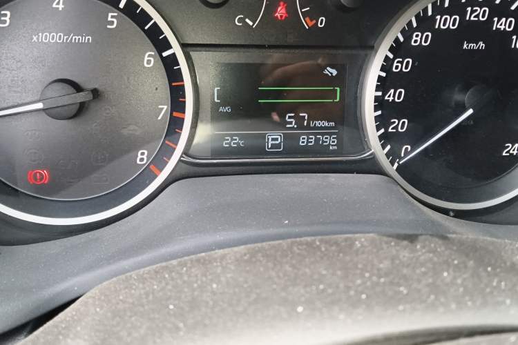 Used Nissan Sylphy 2019 1.6XV CVT Smart Connect Luxury Edition China VI Standard Odometer Close Up