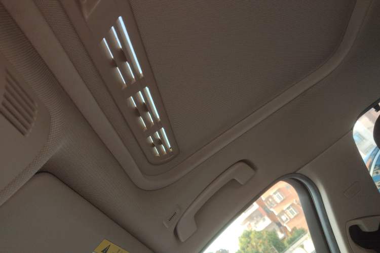 Used BMW 3 Series 2018 320Li Fashion Model
