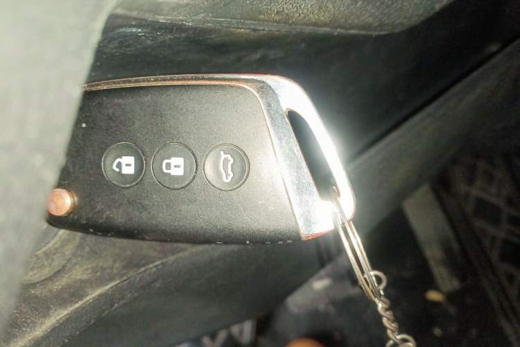 Used Baojun KiWi EV 2021 Artist Model Ternary Lithium