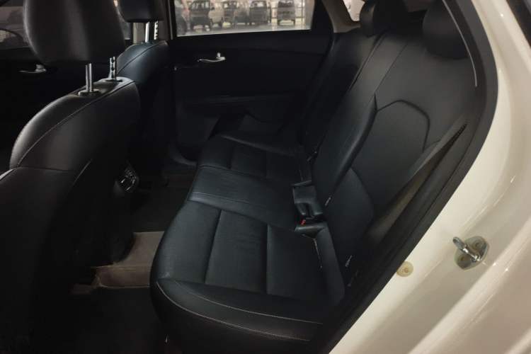 Used Kia K3 2020 1.5L CVT New Sharp Edition with Sunroof Left Rear Seat