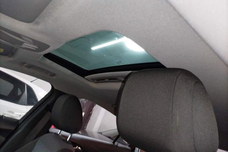 Used Chevrolet Cruze 2017 1.5L Automatic Pioneer Sunroof Edition