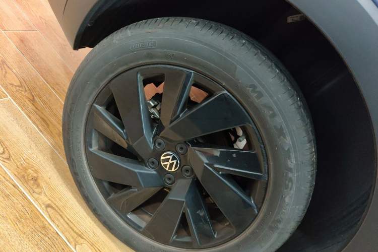 Used Volkswagen Tharu 2025 NewRui 300TSI Prestige Edition