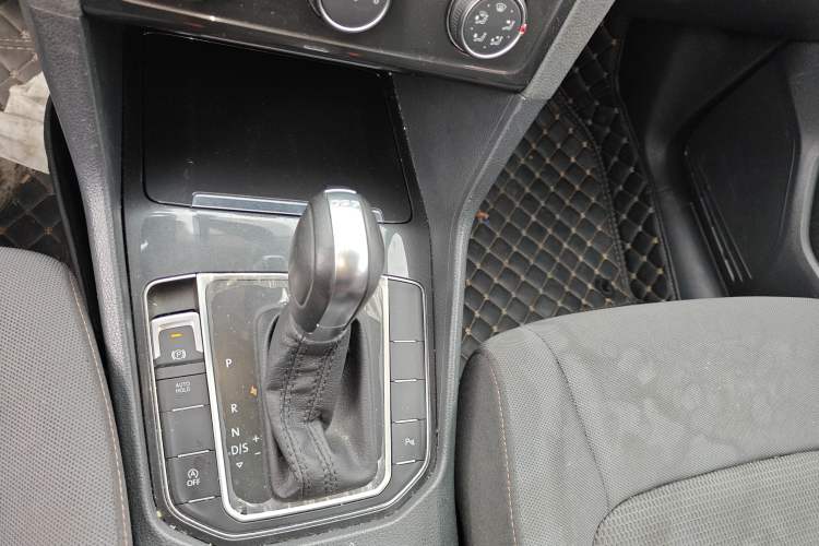 Used Volkswagen Golf Sportsvan 2016 230TSI Automatic Trend Edition