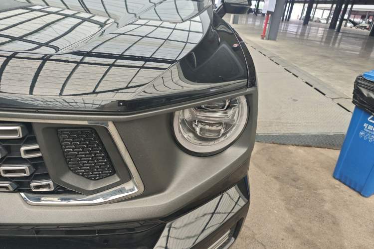 Used Haval H Dog 2023 2.0T All-Wheel-Drive Chaoye Plus Left Front Headlight