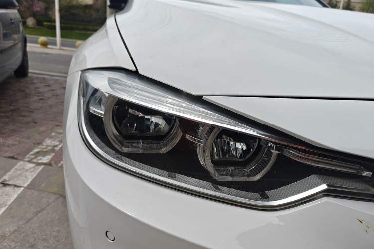 Used BMW 3 Series 2019 320Li M Sport Package Right Front Headlight