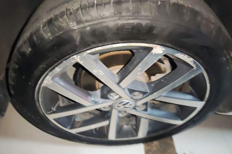 Used Volkswagen Golf 2018 230TSI Automatic Luxury Version
