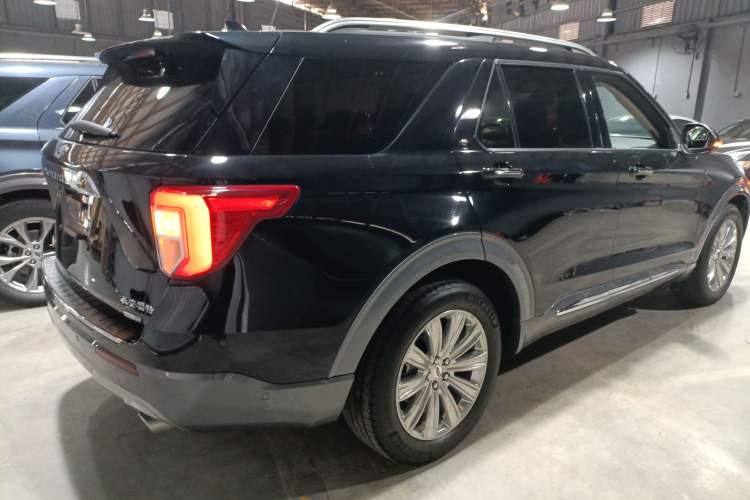 Used Ford Explorer 2020 EcoBoost 285 4x4 Titanium Edition 7-Seater