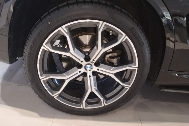 Used BMW X5 2023 xDrive 30Li Luxury M Sport Night Edition Package