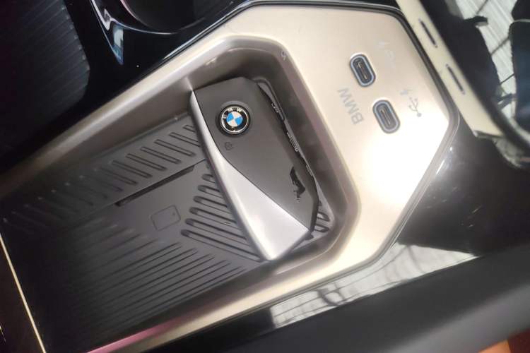 Used BMW 5 Series 2025 530Li Luxury Edition M Sport Package
