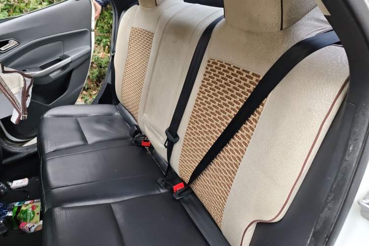 Used Ford Escort 2015 1.5L Automatic Fashion Model