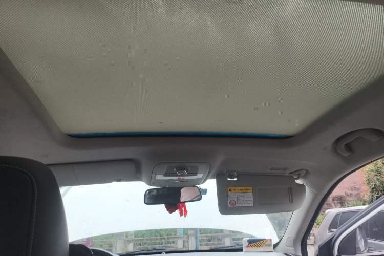 Used Roewe RX5 2018 20T Two-Wheel Drive Automatic Internet Smart Edition