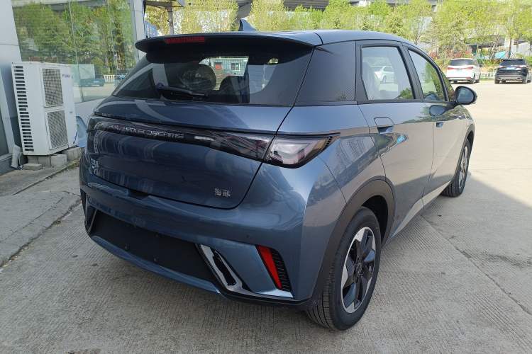 Used BYD Dolphin 2025 420km Free Edition
