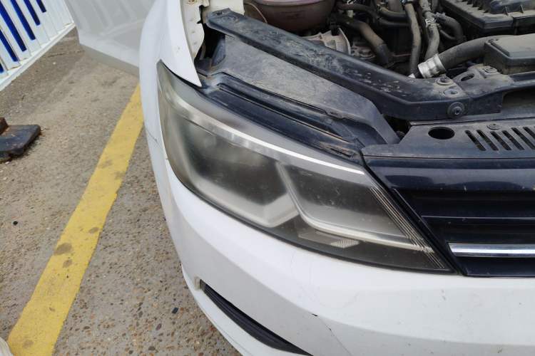 Used Volkswagen Lamando 2015 230TSI DSG Fashion Edition
