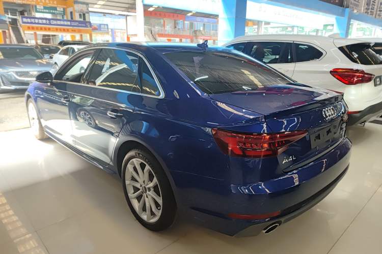 Used Audi A4L 2018 30th Anniversary Edition 40 TFSI Fashion Model Rear Left 45 Deg