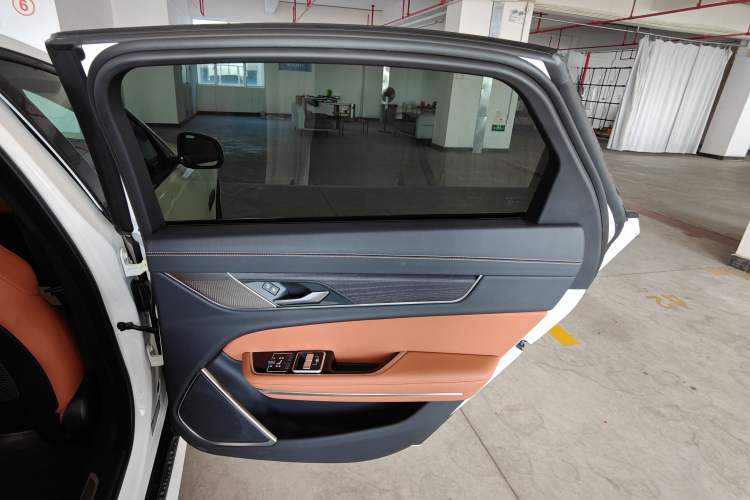 Used Jaguar XFL 2021 XFL 2.0T P250 All-Wheel-Drive Shimmering Black Sport Edition
