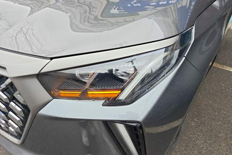 Used GAC Trumpchi GS4 PLUS 2021 390T Automatic Nebula Edition Left Front Headlight