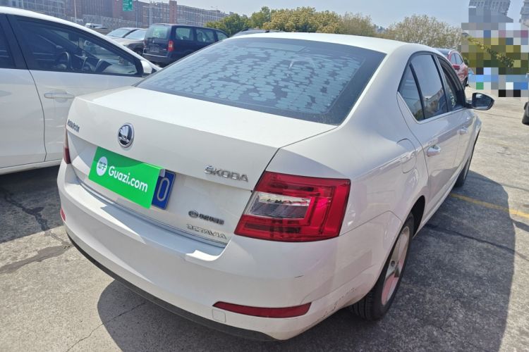Used Skoda Octavia 2015 1.6L Manual Yijun Edition
