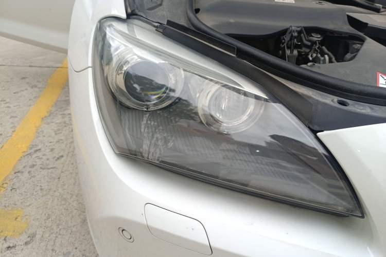 Used BMW 6 Series 2012 640i two-door coupe
