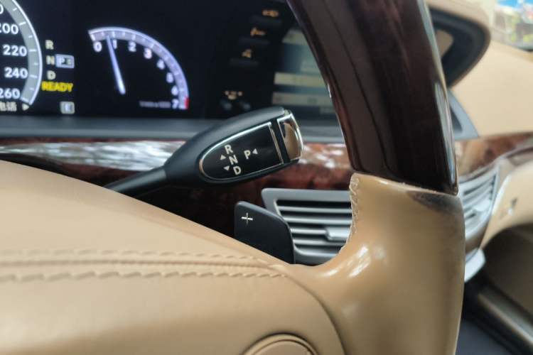 Used Mercedes-Benz S-Class 2010 S 400 L HYBRID
