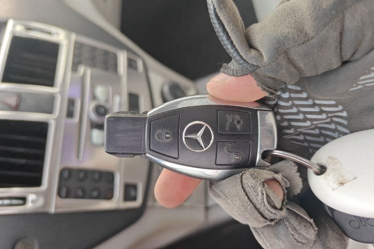 Used Mercedes-Benz C-Class 2010 C 200 CGI Fashion Model