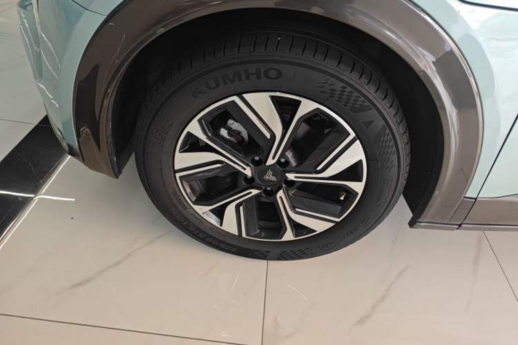 Used NETA U 2022 Zhi400 Pro Lithium Iron Phosphate
