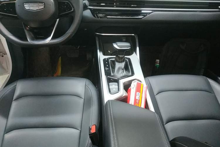 Used Geely Auto Emgrand 2025 4th Generation 1.5L CVT Starry Edition
