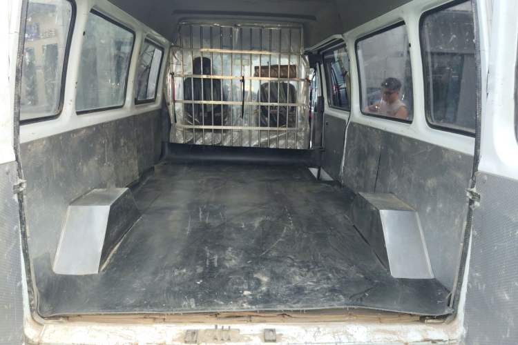 Used JMC Transit 2019 2.8T Commercial Version Long Wheelbase Mid-Roof 6-Seater Rear Single Tire China VI Emission Standard – JX493