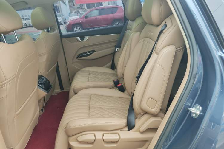 Used Wuling Victory 2023 2.0L DHT Deluxe Edition