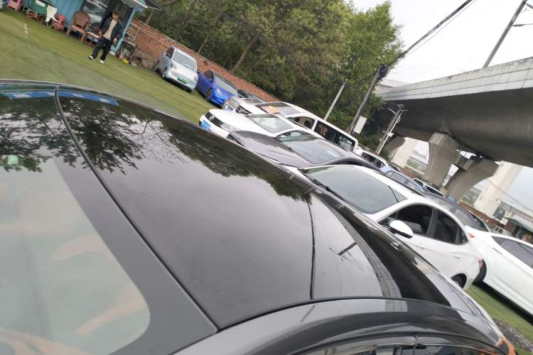 Used CHANGAN UNI-V 2023 1.5T Sport Edition Roof