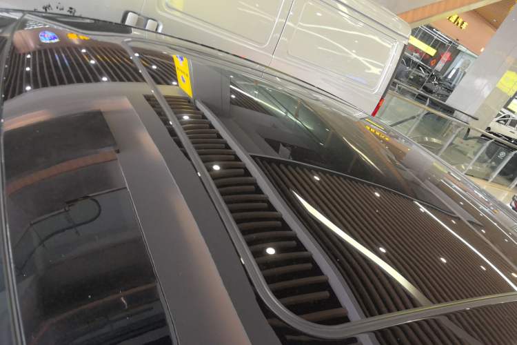 Used BYD Seal 2023 DM-i 1.5L 121km Luxury Model Roof