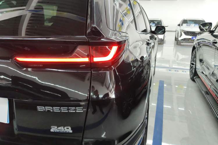 Used Honda Breeze 2021 240TURBO CVT Two-Wheel Drive Smart Enjoyment Version Exterior 3