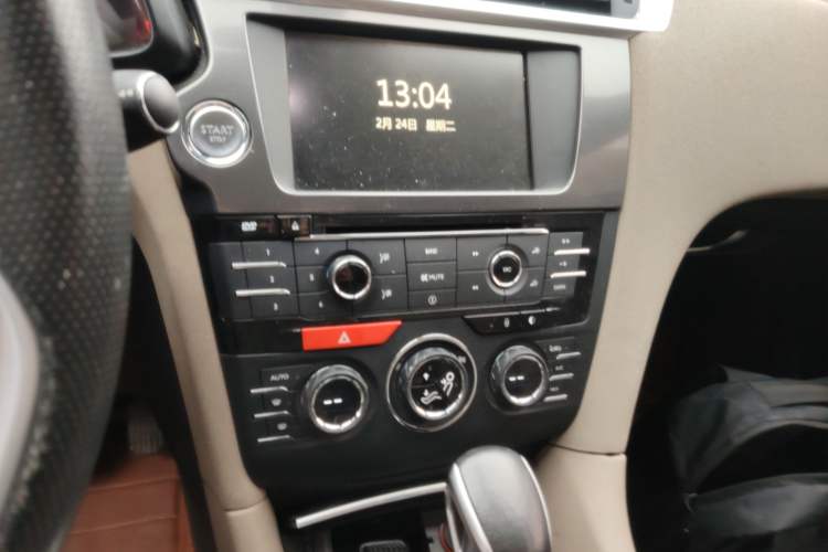 Used DS 6 2014 1.6T Elegant Version THP160