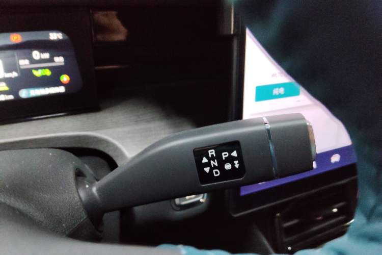 Used JETOUR Shanhai L6 2024 1.5TD DHT MAX