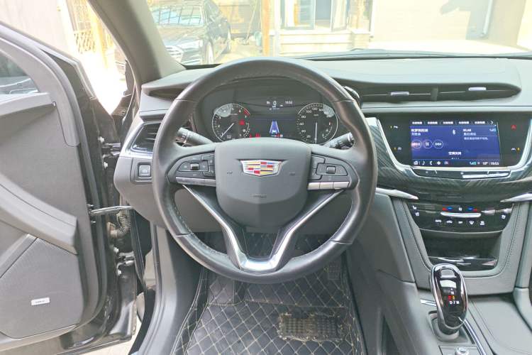 Used Cadillac XT6 2021 2.0T Six-Seater Four-Wheel-Drive Luxury Version