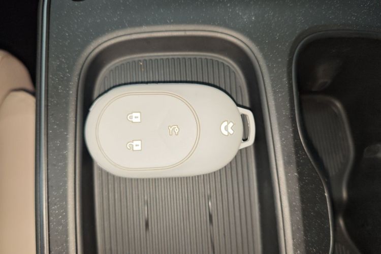 Used Nio ET5 2024 75 kWh Vehicle Key