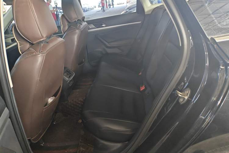 Used Volkswagen Lavida 2019 1.5L Automatic Comfort Edition China VI Standard