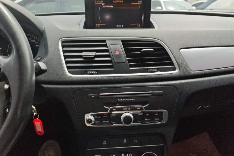 Used Audi Q3 2017 30 TFSI Fashion Model