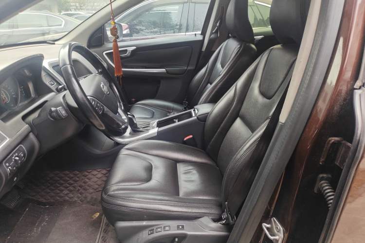 Used Volvo XC60 2014 T5 Zhiyi Edition
