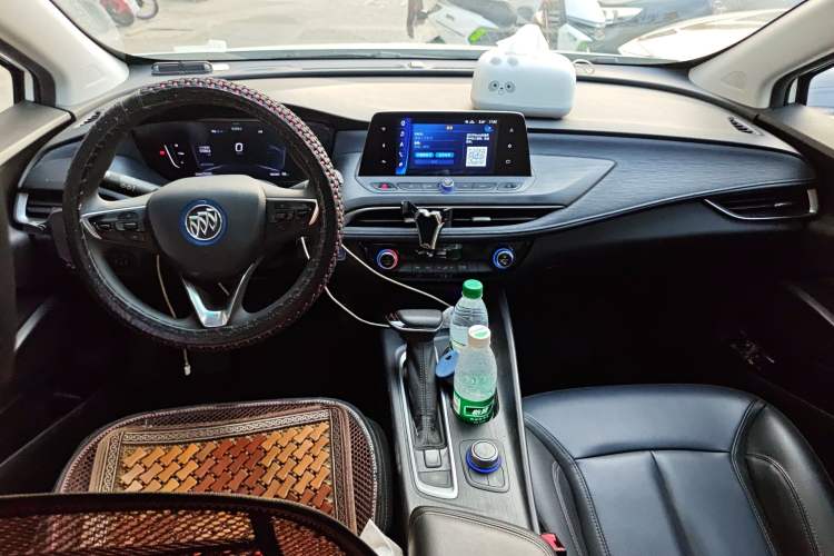 Used Buick Velite 6 2022 Connected & Shared PLUS Center Console