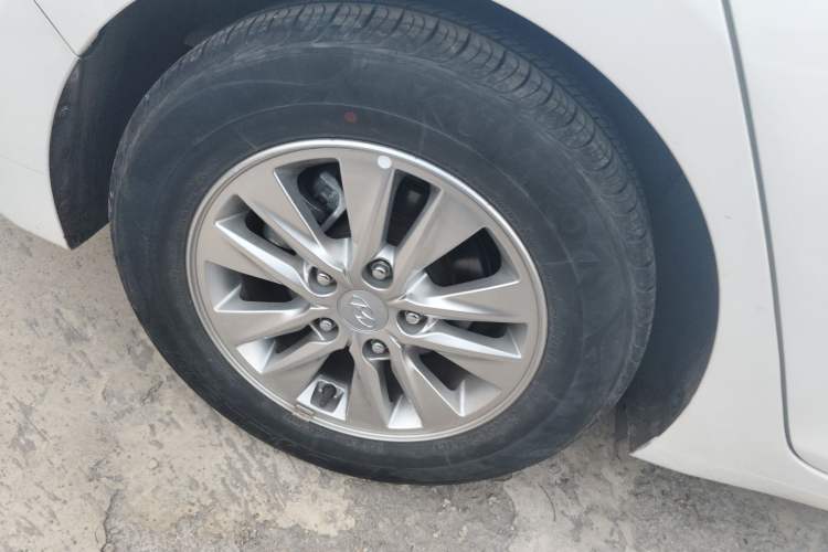 Used Hyundai Celesta 2020 1.6L Automatic GL Enjoyable Edition